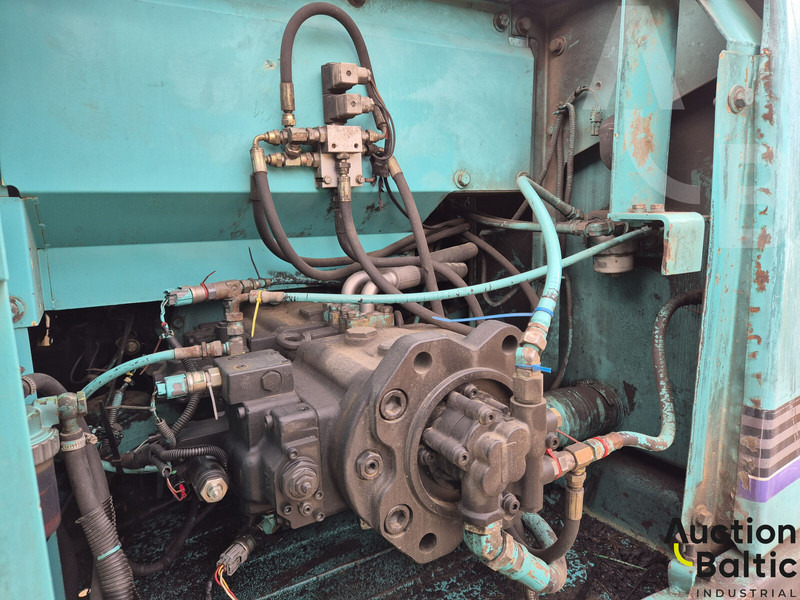 Kāpurķēžu ekskavators Kobelco SK 250 LC: foto 9