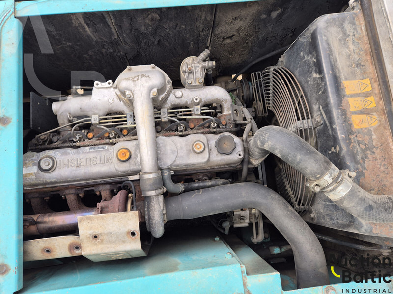 Kāpurķēžu ekskavators Kobelco SK 250 LC: foto 20