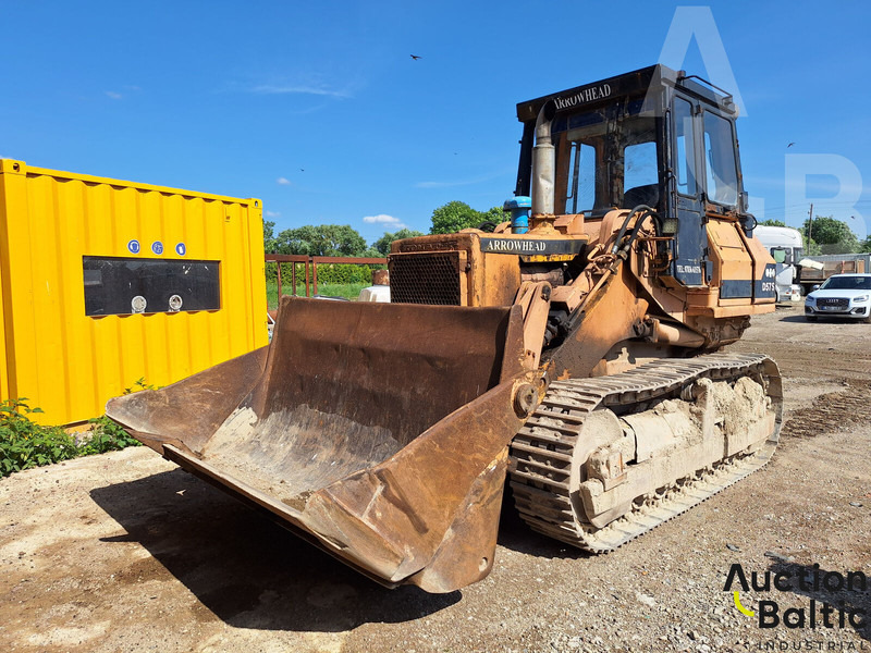 Komatsu D57S-1 - Kāpurķēžu iekrāvējs: foto 1 Komatsu D57S-1 - Kāpurķēžu iekrāvējs: foto 1
