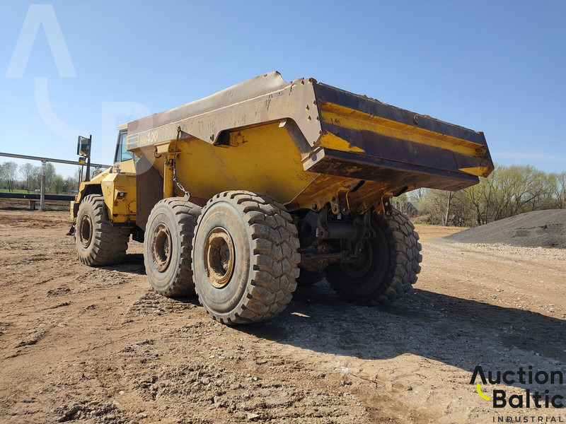 Komatsu HM400 - Artikulētias pašizgāzējs: foto 4 Komatsu HM400 - Artikulētias pašizgāzējs: foto 4