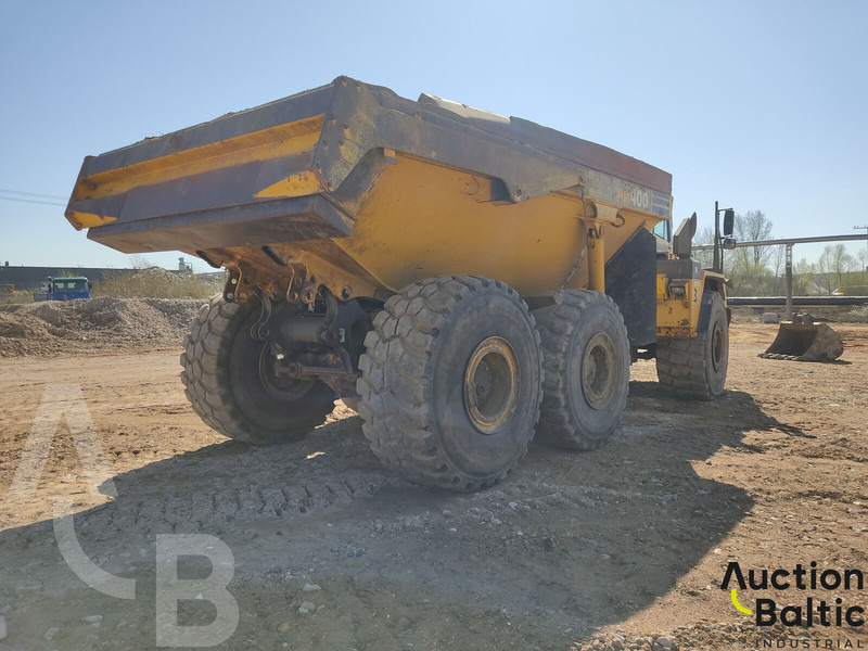 Komatsu HM400 - Artikulētias pašizgāzējs: foto 3 Komatsu HM400 - Artikulētias pašizgāzējs: foto 3