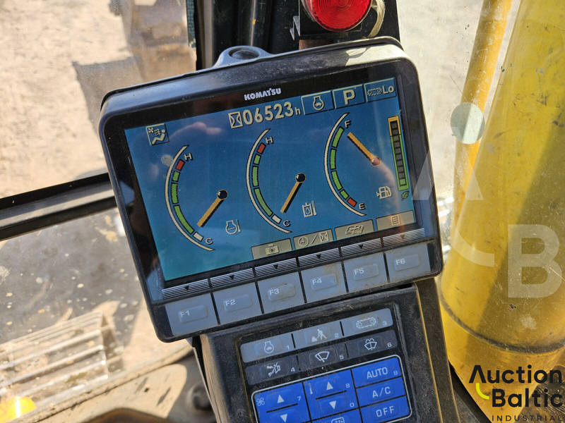 Kāpurķēžu ekskavators Komatsu PC130-8: foto 19