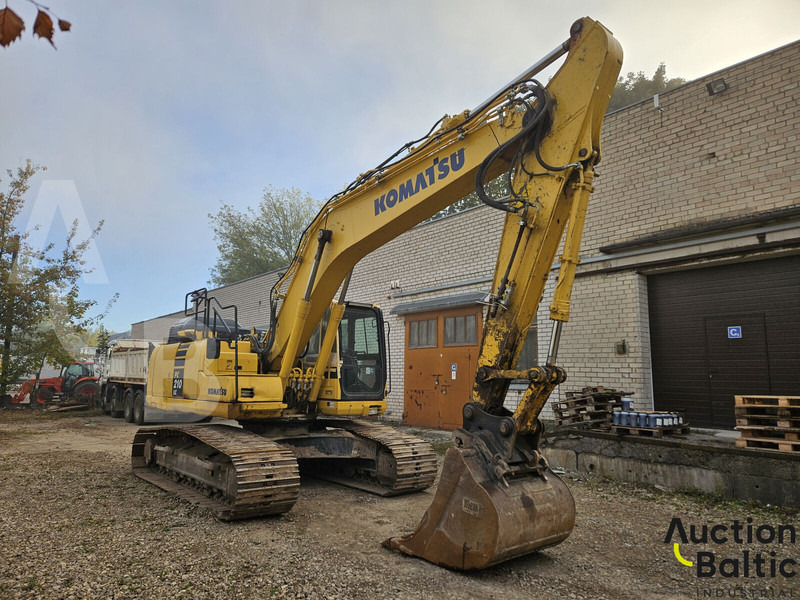 Komatsu PC210LC-11 - Kāpurķēžu ekskavators: foto 2 Komatsu PC210LC-11 - Kāpurķēžu ekskavators: foto 2