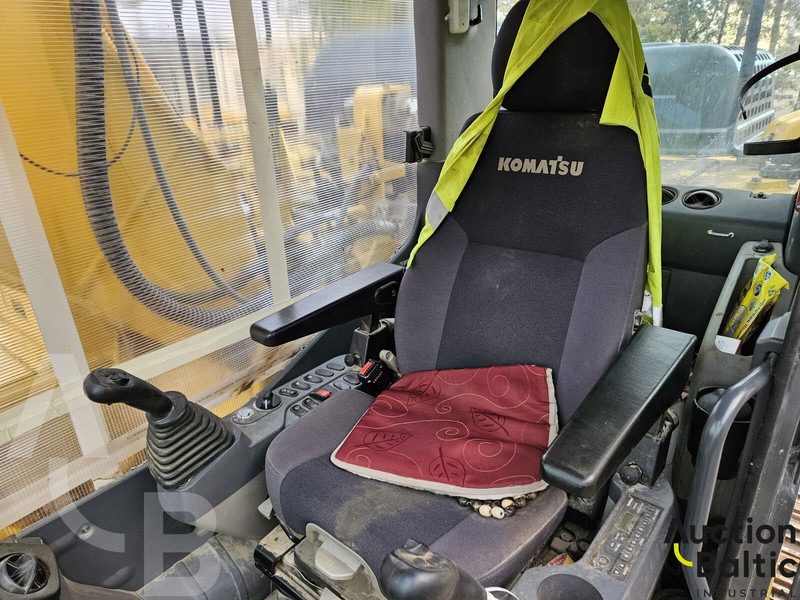 Komatsu PC210LC-11 - Kāpurķēžu ekskavators: foto 5 Komatsu PC210LC-11 - Kāpurķēžu ekskavators: foto 5