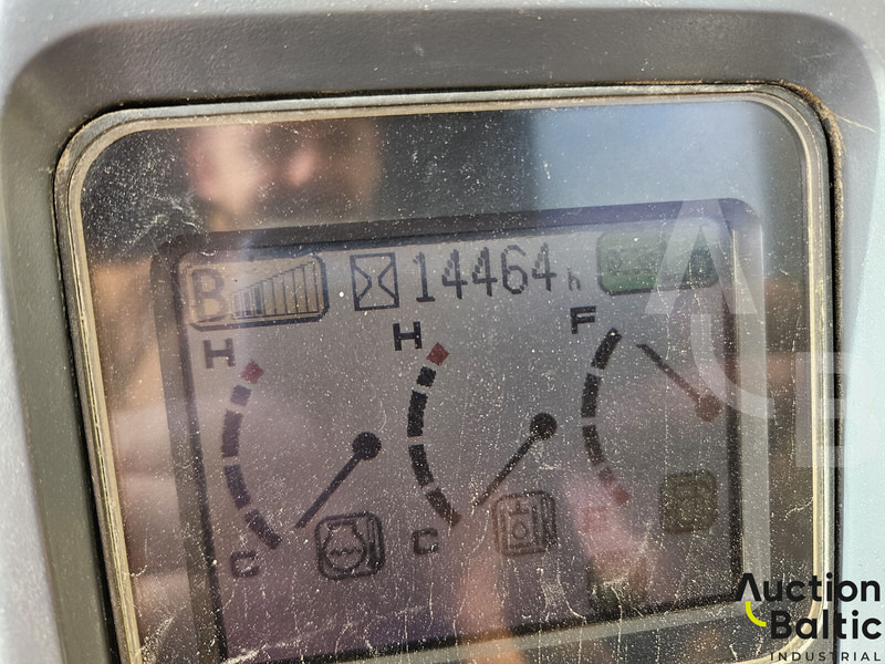 Kāpurķēžu ekskavators Komatsu PC228USLC-3N0: foto 7