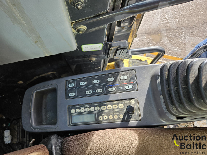 Kāpurķēžu ekskavators Komatsu PC228USLC-3N0: foto 6