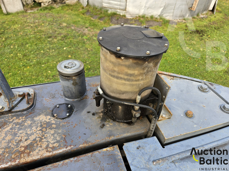 Kāpurķēžu ekskavators Komatsu PC228USLC-3N0: foto 14