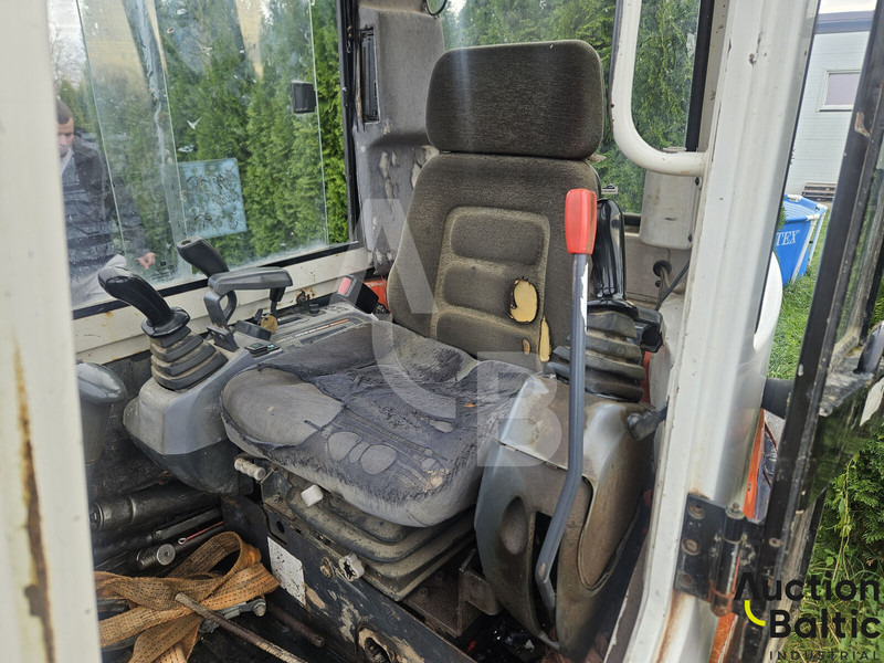 Kubota KX 61-3 - Mini-ekskavators: foto 5 Kubota KX 61-3 - Mini-ekskavators: foto 5