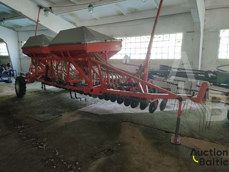 Kverneland DT-6 - Sēšanas tehnika: foto 2 Kverneland DT-6 - Sēšanas tehnika: foto 2