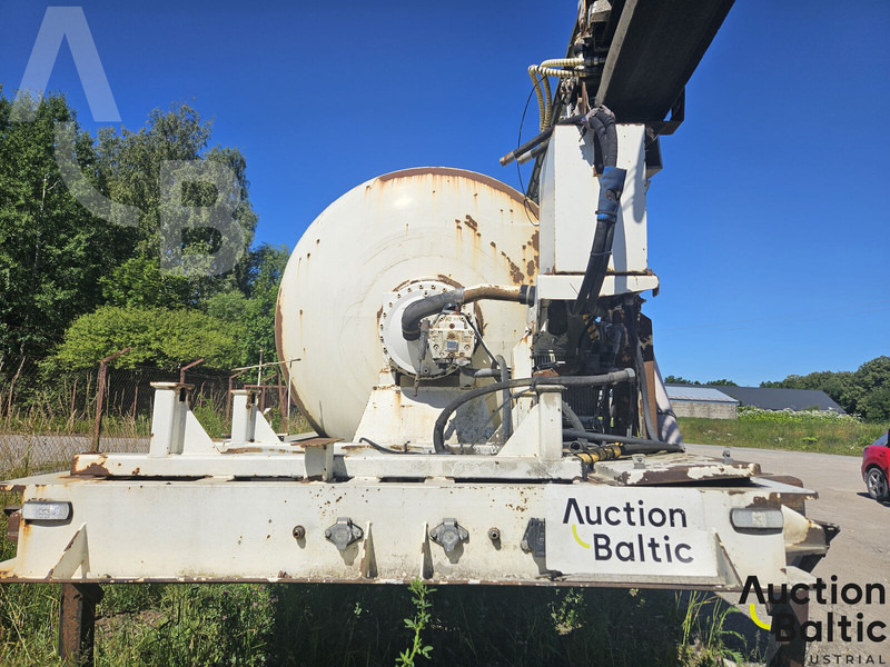 LE CINENA UOPLYST - Betonvedējs: foto 5 LE CINENA UOPLYST - Betonvedējs: foto 5