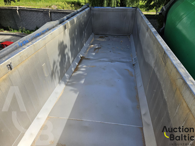 Langendorf SKA 24/30 - Tenta puspiekabe: foto 5 Langendorf SKA 24/30 - Tenta puspiekabe: foto 5