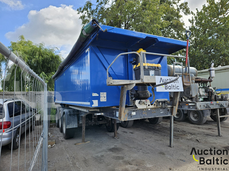 Langendorf SKA 24/30 - Tenta puspiekabe: foto 2 Langendorf SKA 24/30 - Tenta puspiekabe: foto 2