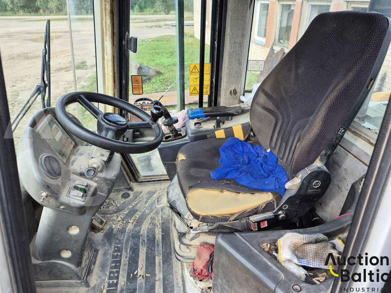 Liebherr L 538 - Riteņu iekrāvējs: foto 5 Liebherr L 538 - Riteņu iekrāvējs: foto 5