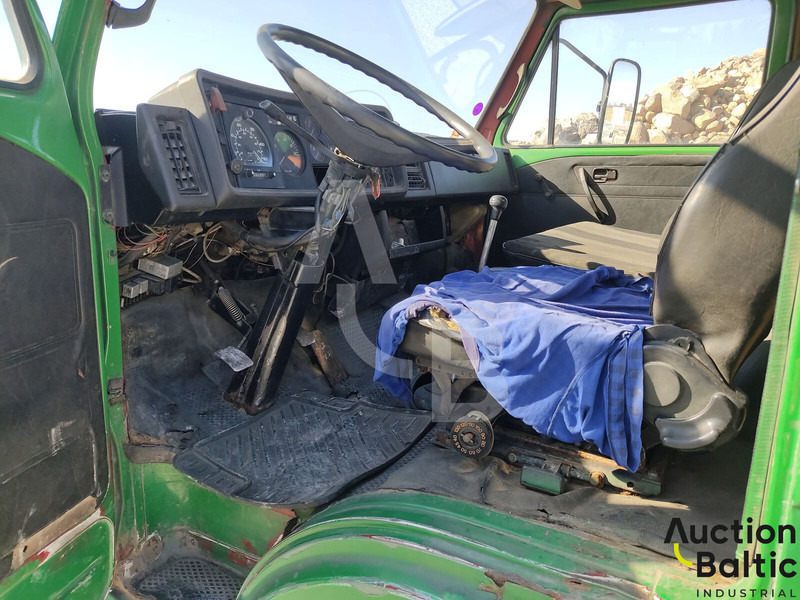 MAN 8.136 - Autocisterna: foto 5 MAN 8.136 - Autocisterna: foto 5