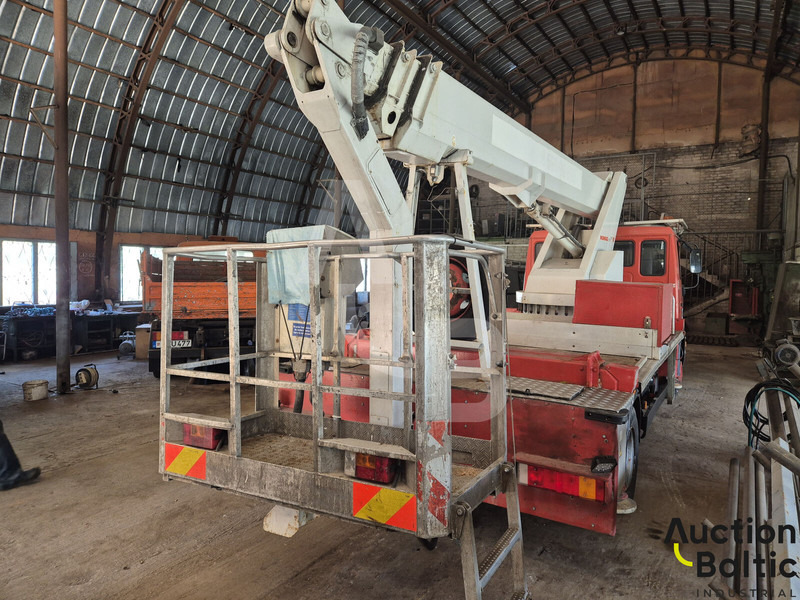 MAN 8.163 - Autopacēlājs: foto 3 MAN 8.163 - Autopacēlājs: foto 3