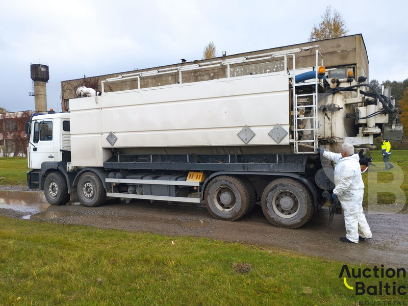 MAN T 46 - Asenizācijas mašīna: foto 3 MAN T 46 - Asenizācijas mašīna: foto 3