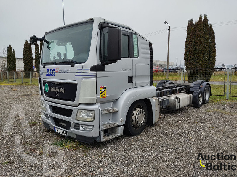 MAN TGS18.400 - Šasija kravas automašīna: foto 1 MAN TGS18.400 - Šasija kravas automašīna: foto 1