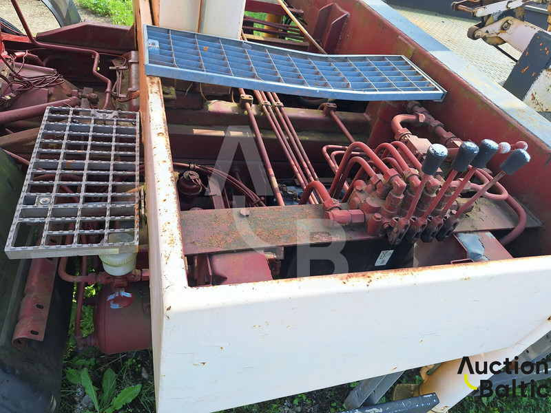 Bortu kravas automašīna/ Platforma, Kravas auto ar manipulatoru Magirus 130 M 8: foto 13