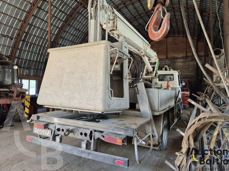 Mercedes-Benz 1114 - Autopacēlājs: foto 4 Mercedes-Benz 1114 - Autopacēlājs: foto 4