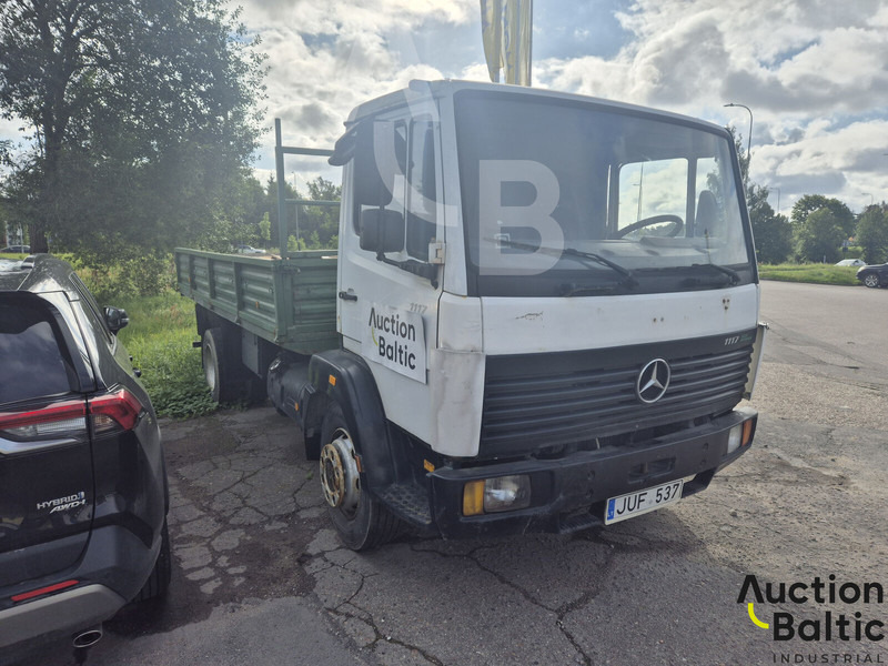Mercedes-Benz 1117 - Bortu kravas automašīna/ Platforma: foto 2 Mercedes-Benz 1117 - Bortu kravas automašīna/ Platforma: foto 2