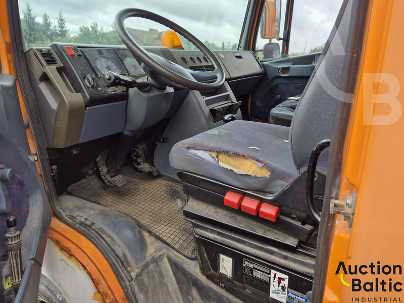 Mercedes-Benz 614 D - Kravas automašīna ar tentu: foto 5 Mercedes-Benz 614 D - Kravas automašīna ar tentu: foto 5