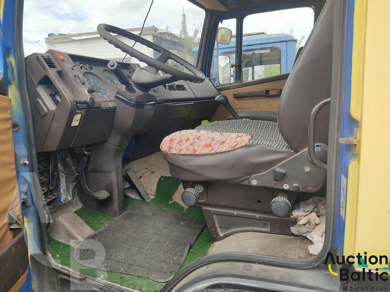 Mercedes-Benz 814 - Kravas automašīna ar slēgto virsbūvi: foto 5 Mercedes-Benz 814 - Kravas automašīna ar slēgto virsbūvi: foto 5