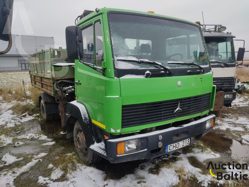 Mercedes-Benz 814 - Kravas automašīna pašizgāzējs, Kravas auto ar manipulatoru: foto 1 Mercedes-Benz 814 - Kravas automašīna pašizgāzējs, Kravas auto ar manipulatoru: foto 1