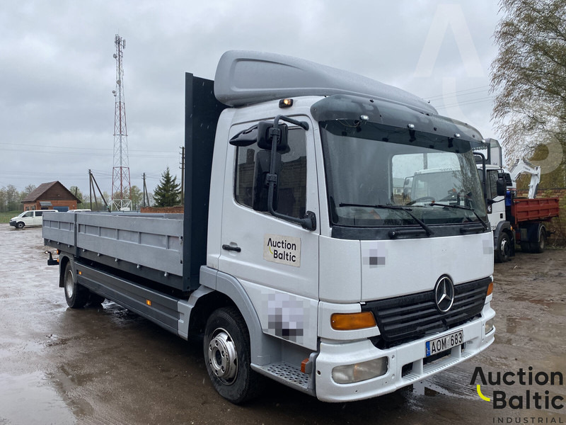 Mercedes-Benz 815 - Bortu kravas automašīna/ Platforma: foto 2 Mercedes-Benz 815 - Bortu kravas automašīna/ Platforma: foto 2