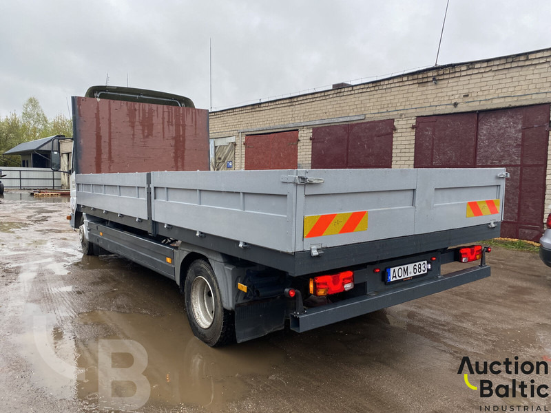 Mercedes-Benz 815 - Bortu kravas automašīna/ Platforma: foto 3 Mercedes-Benz 815 - Bortu kravas automašīna/ Platforma: foto 3