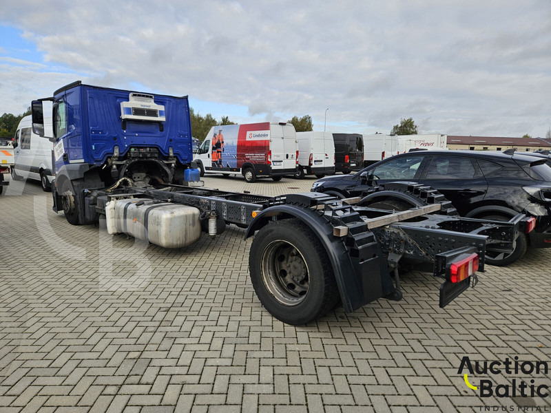 Mercedes-Benz Actros 1843 - Šasija kravas automašīna: foto 4 Mercedes-Benz Actros 1843 - Šasija kravas automašīna: foto 4