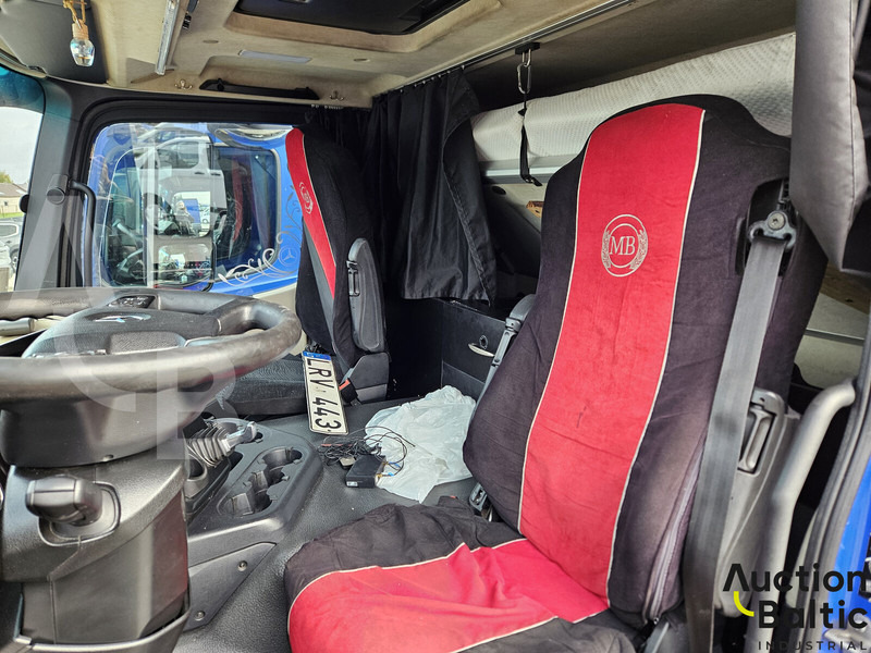 Mercedes-Benz Actros 1843 - Šasija kravas automašīna: foto 5 Mercedes-Benz Actros 1843 - Šasija kravas automašīna: foto 5