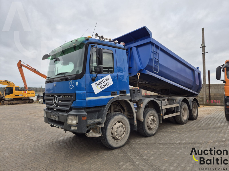 Mercedes-Benz Actros 4141 - Kravas automašīna pašizgāzējs: foto 1 Mercedes-Benz Actros 4141 - Kravas automašīna pašizgāzējs: foto 1