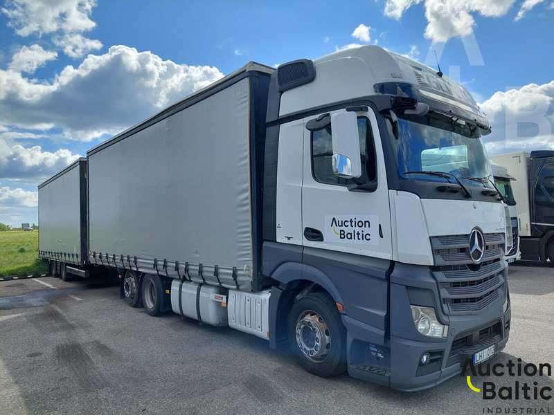 Mercedes-Benz Actros - Kravas automašīna ar tentu: foto 1 Mercedes-Benz Actros - Kravas automašīna ar tentu: foto 1