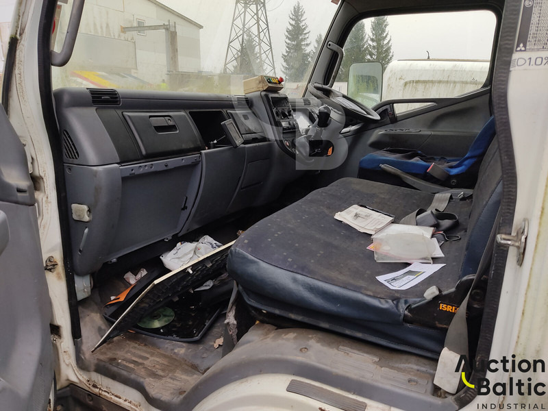 Mitsubishi Fuso - Atkritumu vedējs: foto 5 Mitsubishi Fuso - Atkritumu vedējs: foto 5