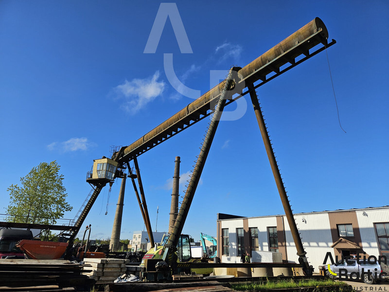 Overhead crane - Celtnis: foto 1 Overhead crane - Celtnis: foto 1