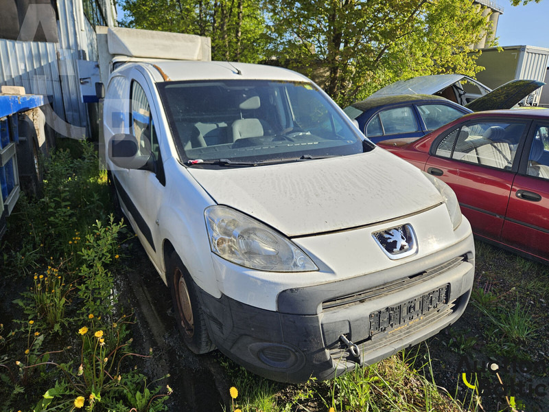 Peugeot Partner - Mazs furgons: foto 2 Peugeot Partner - Mazs furgons: foto 2