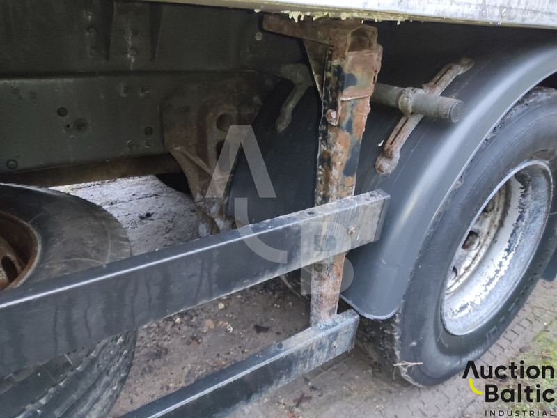 Kravas automašīna refrižerators Renault Midlum 240.18: foto 17