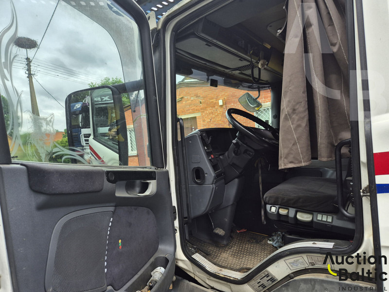 Scania P 380 - Autovedējs: foto 5 Scania P 380 - Autovedējs: foto 5