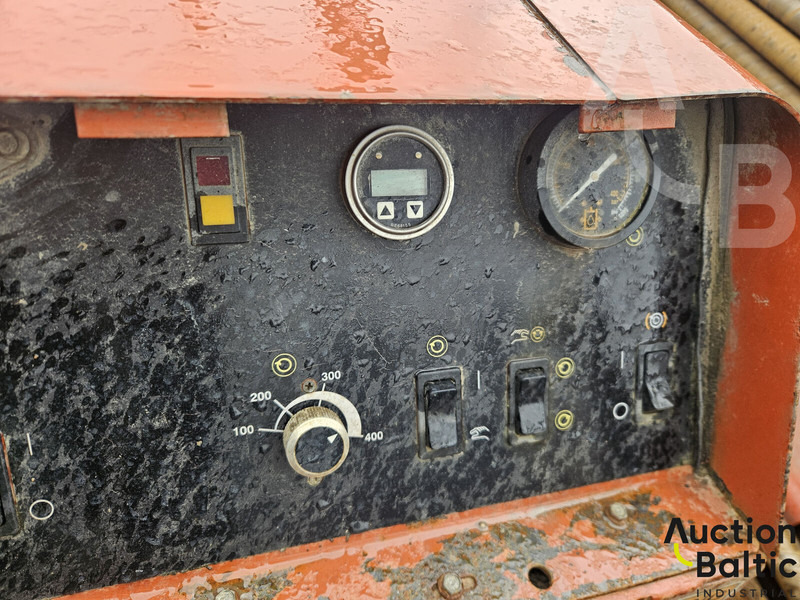 Kravas automašīna ar slēgto virsbūvi Scania P380: foto 19