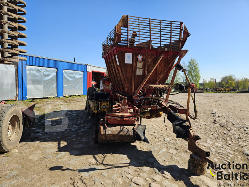 TIM MII SA T-85 - Labības kombains: foto 5 TIM MII SA T-85 - Labības kombains: foto 5