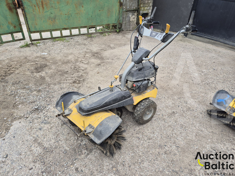 Texas Smart Sweep 800 - Ielu tīrīšanas mašīna: foto 1 Texas Smart Sweep 800 - Ielu tīrīšanas mašīna: foto 1