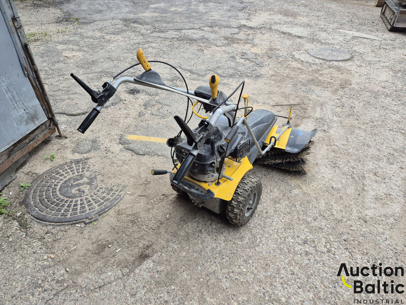 Texas Smart Sweep 800 - Ielu tīrīšanas mašīna: foto 4 Texas Smart Sweep 800 - Ielu tīrīšanas mašīna: foto 4