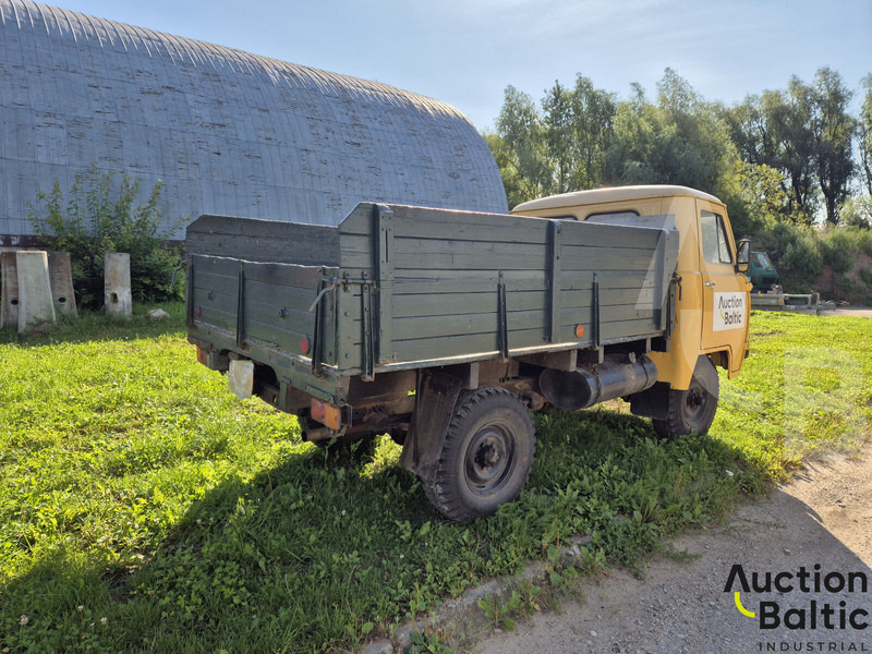 UAZ UAZ 3303 - Automašīna ar kravas platformu: foto 5 UAZ UAZ 3303 - Automašīna ar kravas platformu: foto 5