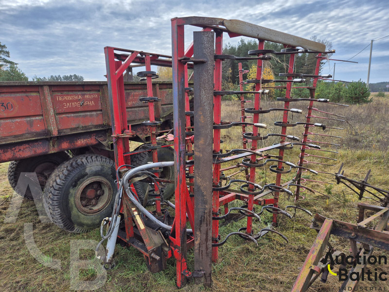 Vaderstad Cultivator - Kultivators: foto 1 Vaderstad Cultivator - Kultivators: foto 1