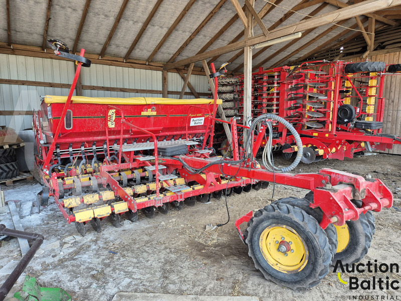Vaderstad Rapid400C - Sēšanas tehnika: foto 1 Vaderstad Rapid400C - Sēšanas tehnika: foto 1