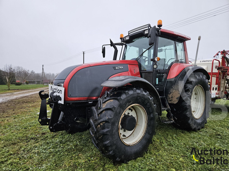 Valtra T190 - Traktors: foto 1 Valtra T190 - Traktors: foto 1