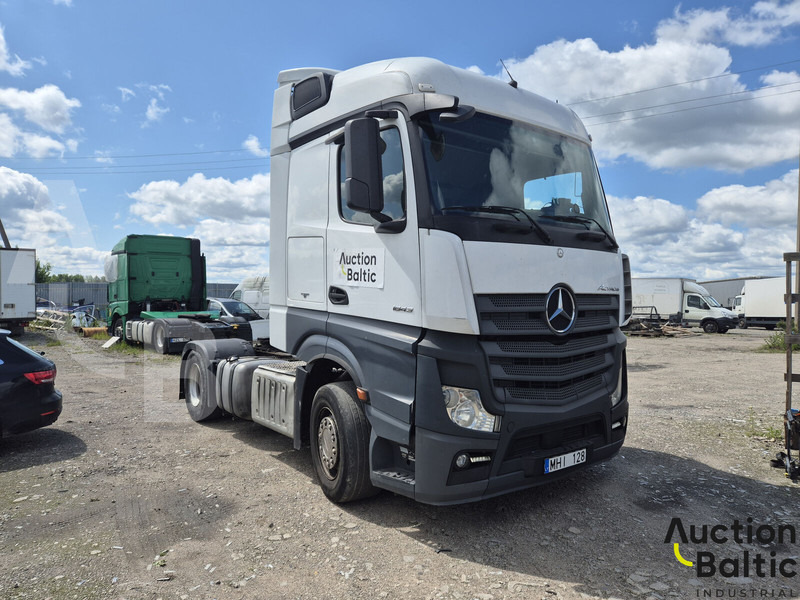 Mercedes-Benz Actros 1843 - Vilcējs: foto 1 Mercedes-Benz Actros 1843 - Vilcējs: foto 1