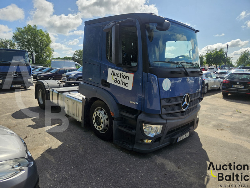 Mercedes-Benz Actros 1843 - Vilcējs: foto 2 Mercedes-Benz Actros 1843 - Vilcējs: foto 2