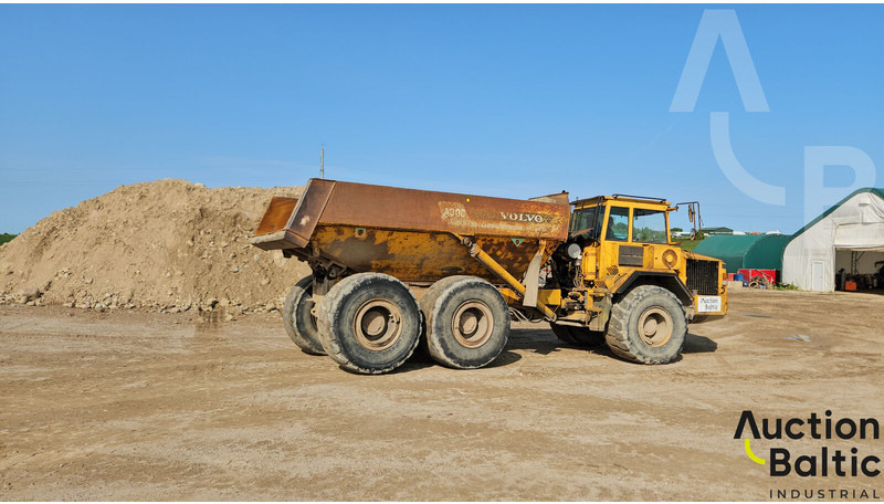 Volvo A30 - Artikulētias pašizgāzējs: foto 3 Volvo A30 - Artikulētias pašizgāzējs: foto 3