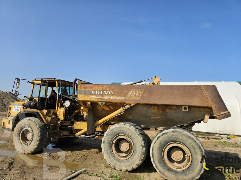 Volvo A30 - Artikulētias pašizgāzējs: foto 5 Volvo A30 - Artikulētias pašizgāzējs: foto 5
